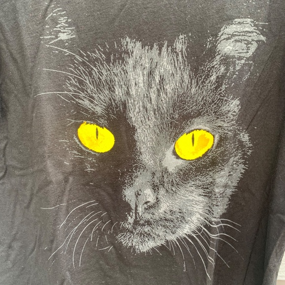 *NEW* Black Cat T-Shirt Size 2X (20W/22W) - Picture 2 of 8